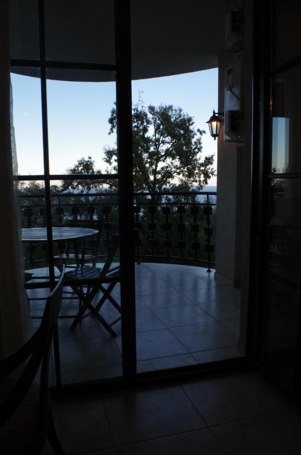 Beautiful 1St-Line Seaview Private Appartement In The Cliff Resort Obzor Exterior photo